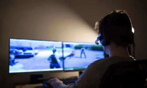 شبکه های اجتماعی برای نوجوانان فرانسوی ممنوع می شود